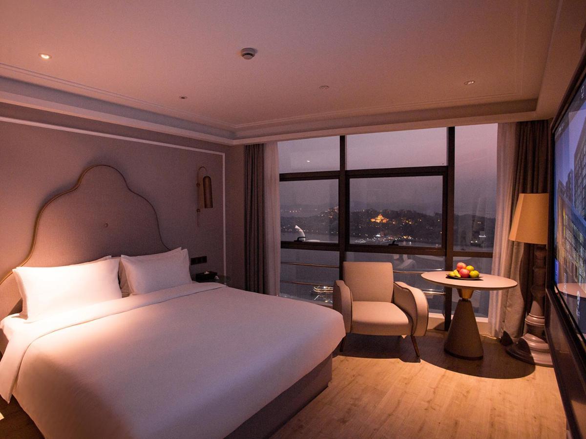 Mercure Xiamen Zhongshan Road Pedestrian Street Seaview Exterior photo
