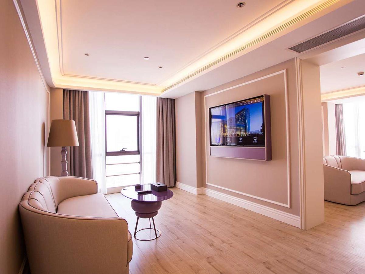 Mercure Xiamen Zhongshan Road Pedestrian Street Seaview Exterior photo